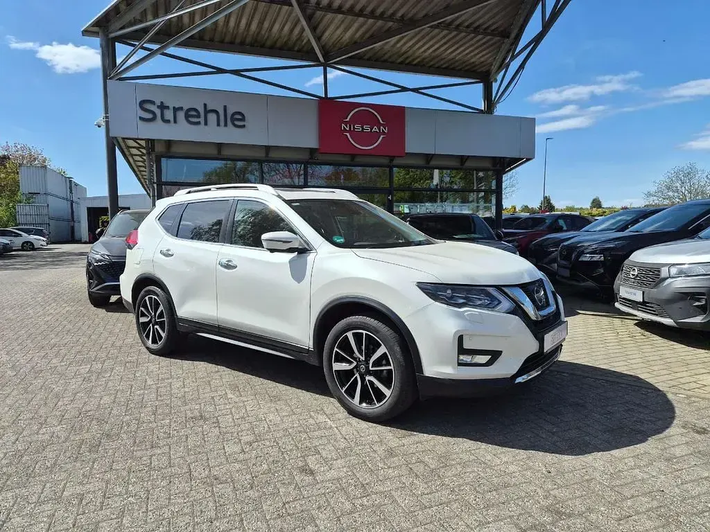 Gebraucht Nissan X-Trail 360º 163 PS (119 kW) 2018 Brilliant white SUV