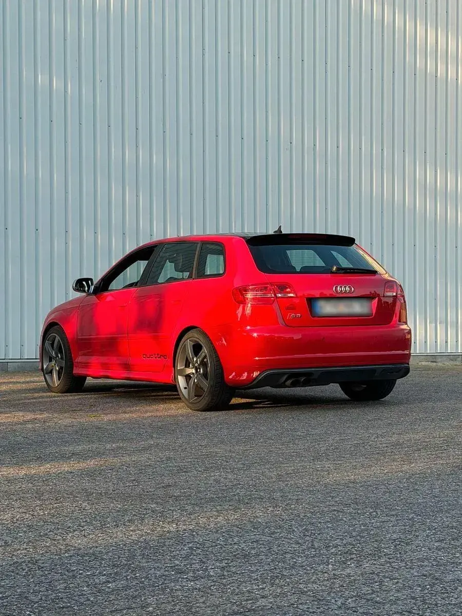 Gebraucht Audi S3 Sport 265 PS (194 kW) 2011 Rot Kleinwagen