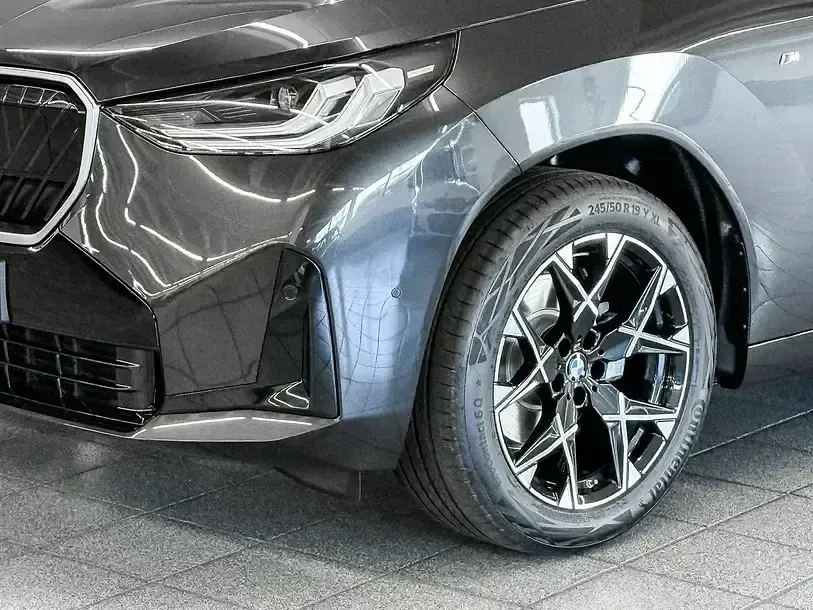 Gebraucht BMW X3 M Sport 197 PS (144 kW) 2026 Schwarz SUV