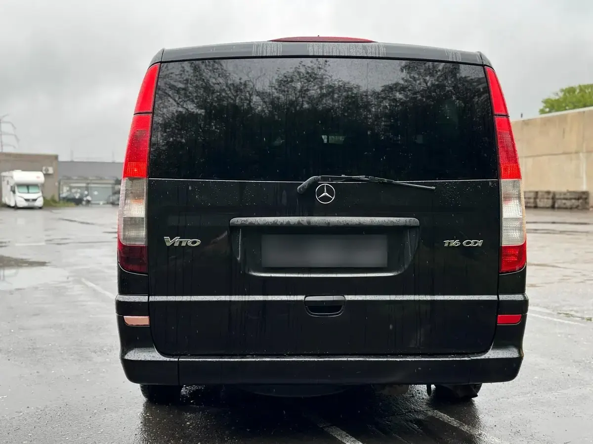 Gebraucht Mercedes Vito 136 PS (100 kW) 2014 Schwarz Van