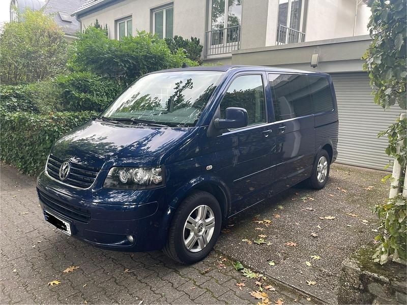 Blau Gebraucht 2008 VW T5 Highline Van | 10.890 € (Guter Preis) - Bild 1/4