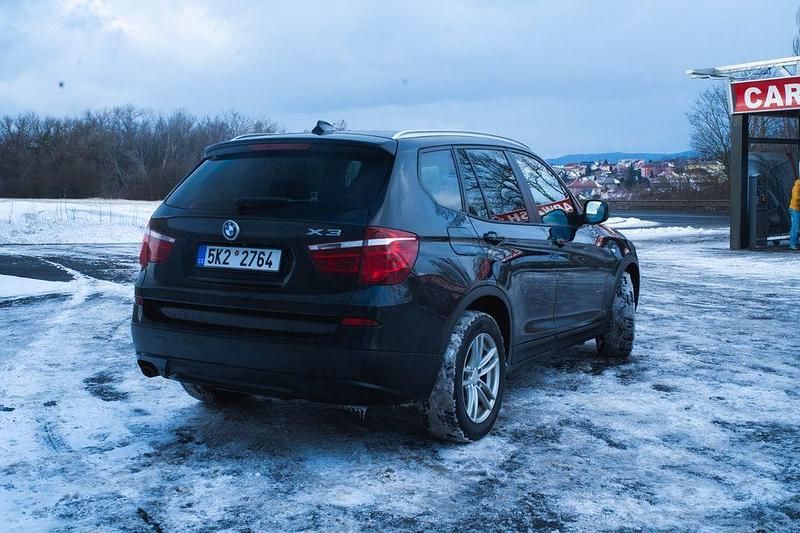 Gebraucht BMW X3 184 PS (135 kW) 2011 Schwarz SUV