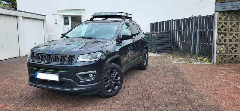 Schwarz Gebraucht 2021 Jeep Compass SUV | 21.990 € - Bild 1/4
