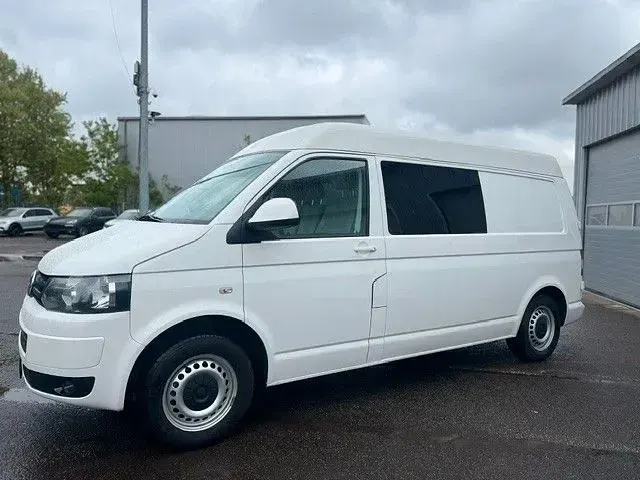Używany VW T5 140 KM (102 kW) 2011 Biały Van