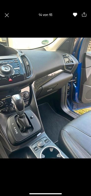 Gebraucht Ford Kuga Individual 182 PS (133 kW) 2015 Blau SUV