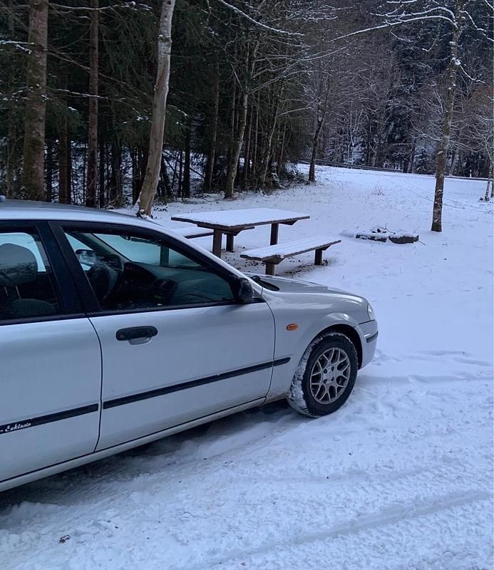 Gebraucht Mazda 323S 88 PS (64 kW) 1999 Grau Kleinwagen