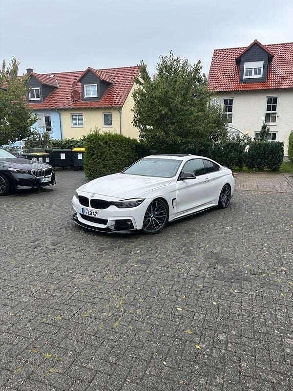 Weiß Gebraucht 2018 BMW 440 M Performance Coupé | 28.500 € (Superpreis) - Bild 1/4