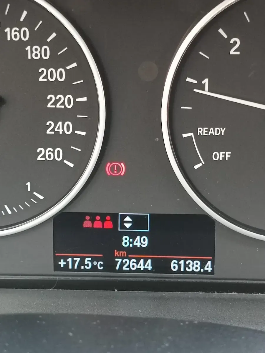 Gebraucht BMW 114 102 PS (75 kW) 2014 Schwarz Kleinwagen