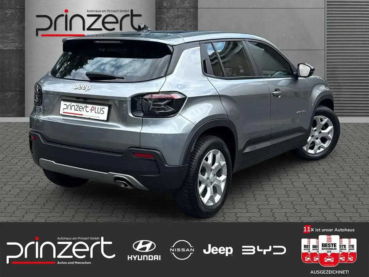 Gebraucht Jeep Avenger Altitude 101 PS (74 kW) 2024 Granite grey SUV