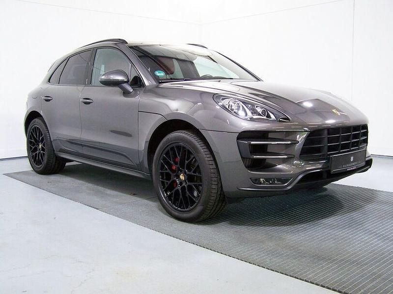 Gebraucht Porsche Macan Turbo Chrono 400 PS (294 kW) 2016 Grau SUV