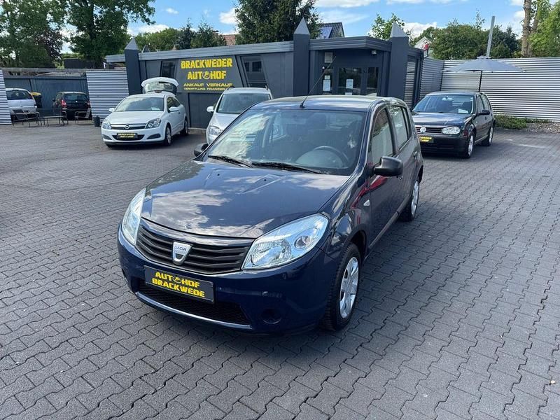 Blau Gebraucht 2010 Dacia Sandero Ambiance Kleinwagen | 2.550 € (Fairer Preis) - Bild 1/4