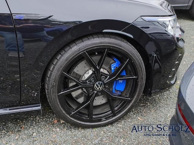 Gebraucht VW Golf VIII R 333 PS (244 kW) 2023 Schwarz Limousine