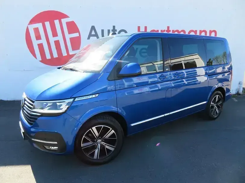 Second-hand VW Multivan Generation Six 2021 Albastru Monovolum