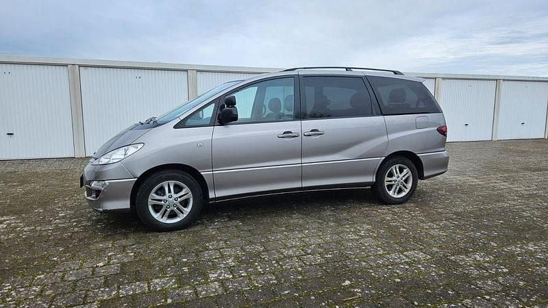 Silber Gebraucht 2004 Toyota Previa Executive Van / Kleinbus | 7.500 € (Fairer Preis) - Bild 1/4
