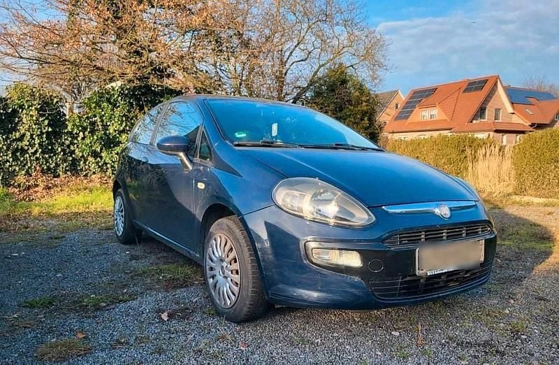 Blau Gebraucht 2011 Fiat Punto Kleinwagen | 1.500 € (Guter Preis) - Bild 1/4