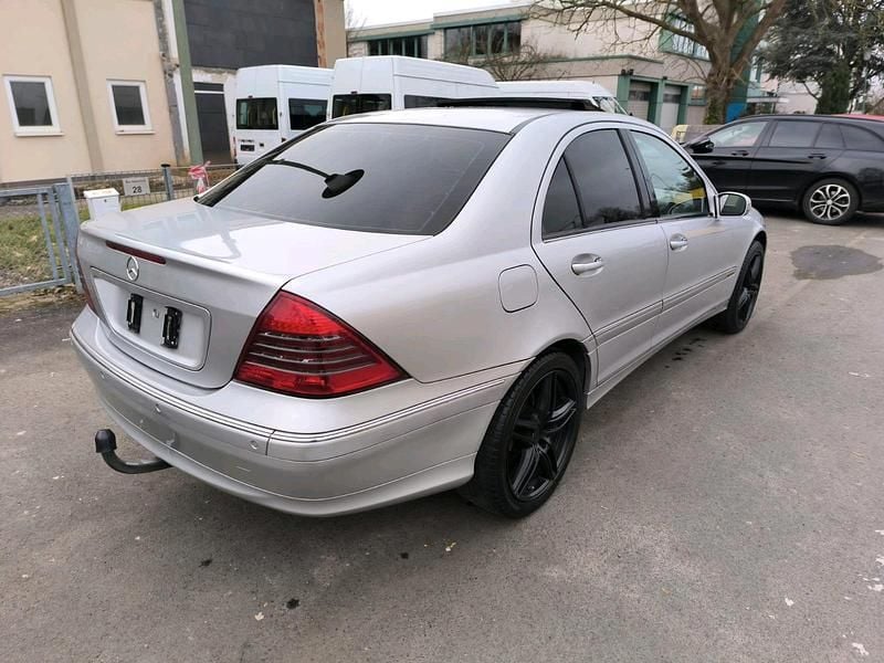 Gebraucht Mercedes C230 192 PS (141 kW) 2004 Silber Limousine