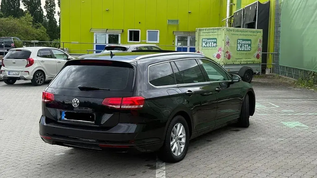 Gebraucht VW Passat 150 PS (110 kW) 2015 Schwarz Kombi