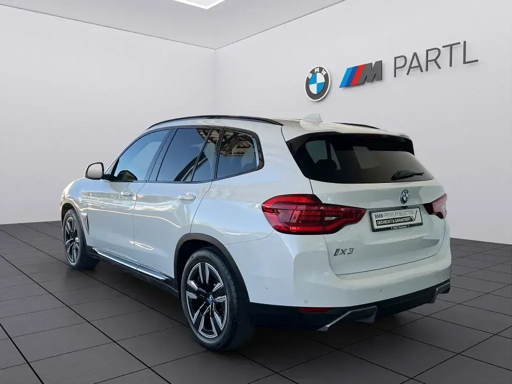 Gebraucht BMW iX3 Shadowline 210 kW (286 PS) 2021 Weiß SUV