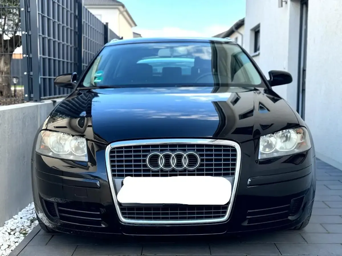 Usata Audi A3 102 CV (75 kW) 2009 Nero Utilitaria