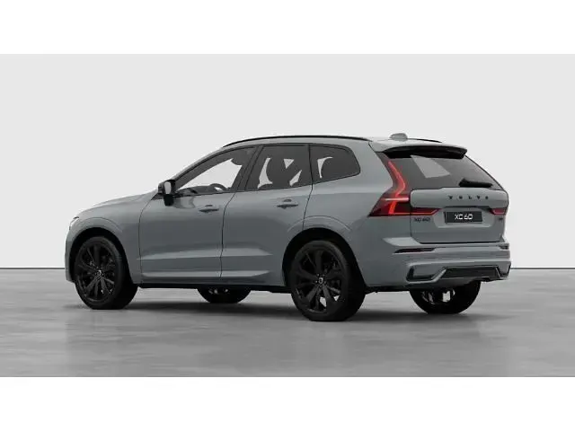 Neu Volvo XC60 Plus 250 PS (183 kW) 2026 Vapour grey / metallic SUV