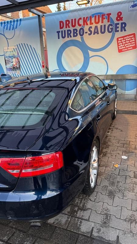 Gebraucht Audi A5 Design 179 PS (131 kW) 2011 Blau Coupé