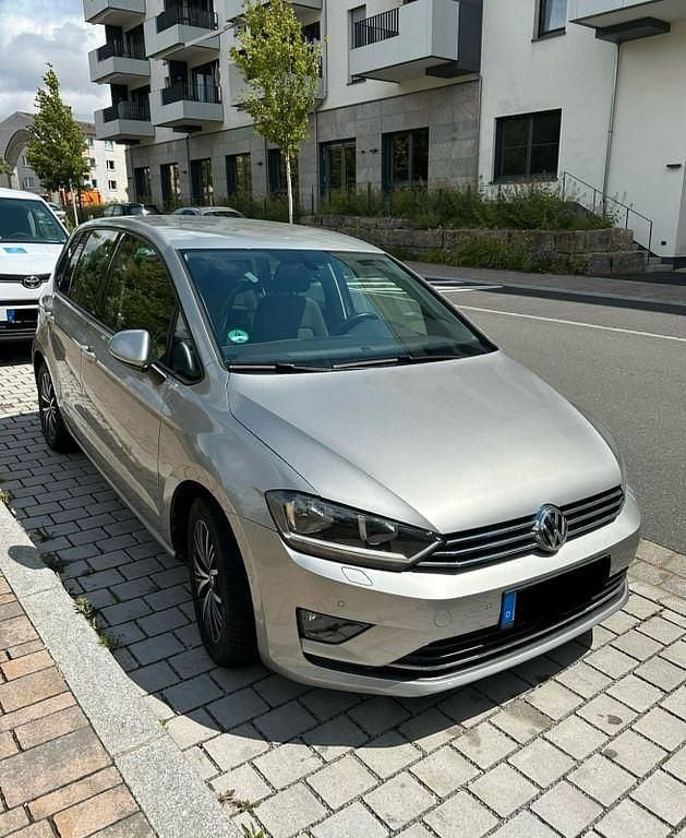 Silber Gebraucht 2016 VW Golf Sportsvan Van / Kleinbus | 11.500 € (Superpreis) - Bild 1/4