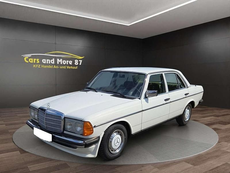 Gebraucht Mercedes 200 AMG 60 PS (44 kW) 1980 Weiß Limousine