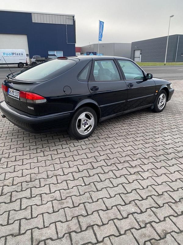 Gebraucht Saab 9-3 135 PS (99 kW) 1998 Schwarz Limousine