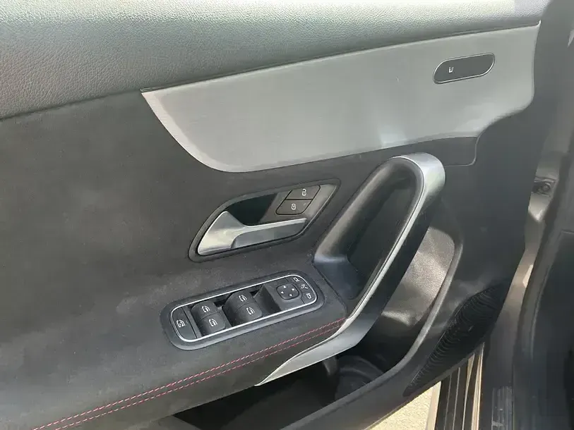 Gebraucht Mercedes A200 AMG line 150 PS (110 kW) 2021 Grau Limousine