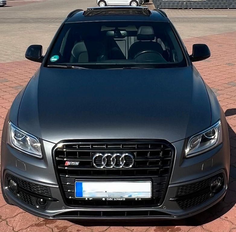 Grau Gebraucht 2016 Audi SQ5 Competition SUV | 19.700 € (Superpreis) - Bild 1/4