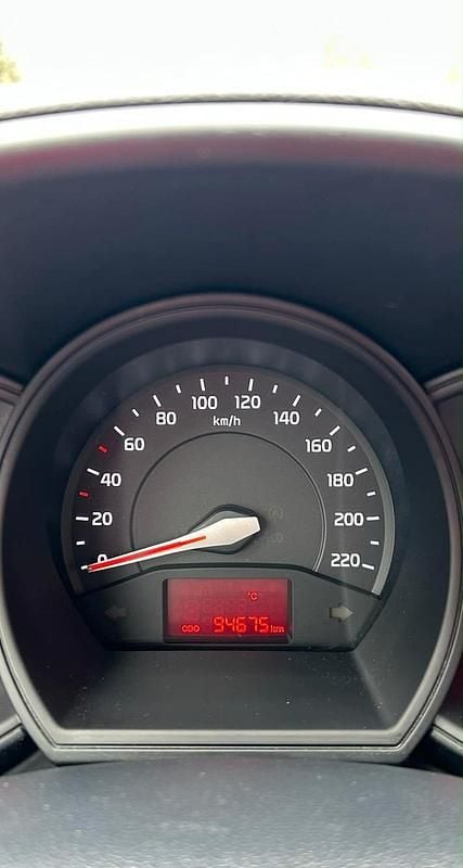 Gebraucht Kia Rio 86 PS (63 kW) 2014 Kleinwagen