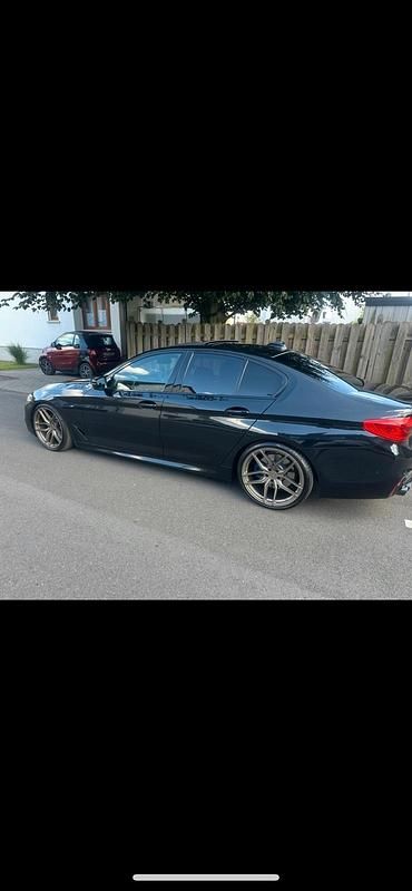 Schwarz Gebraucht 2017 BMW M550 Performance Limousine | 29.999 € (Superpreis) - Bild 1/4