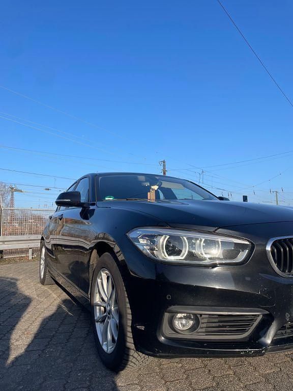 Gebraucht BMW 120 190 PS (139 kW) 2016 Schwarz Kleinwagen