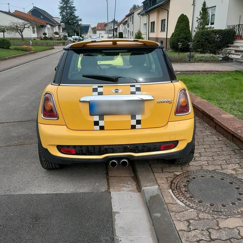 Gebraucht Mini Cooper S Coupé 174 PS (127 kW) 2009 Gelb Coupé