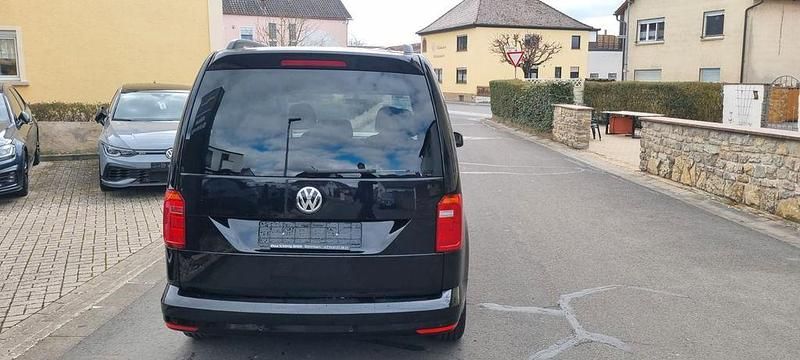 Gebraucht VW Caddy Comfortline 102 PS (75 kW) 2019 Schwarz Van / Kleinbus