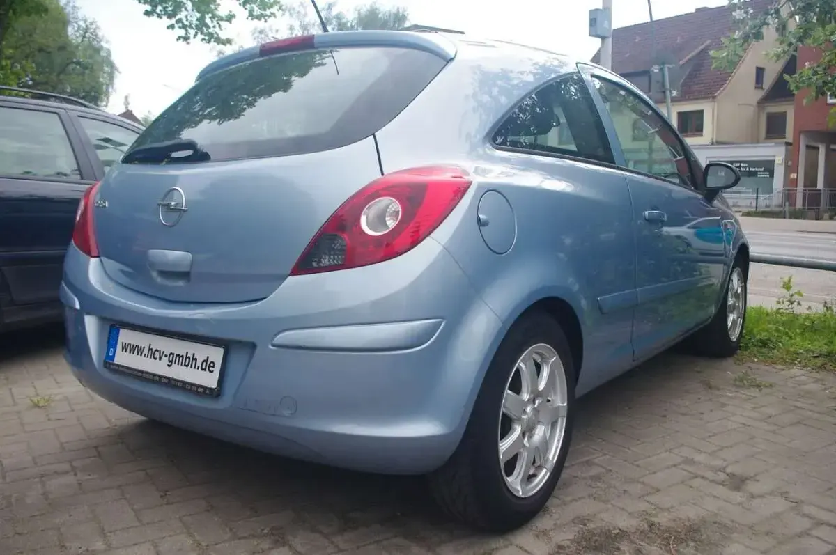 Używany Opel Corsa Edition 60 KM (44 kW) 2007 Niebieski Hatchback