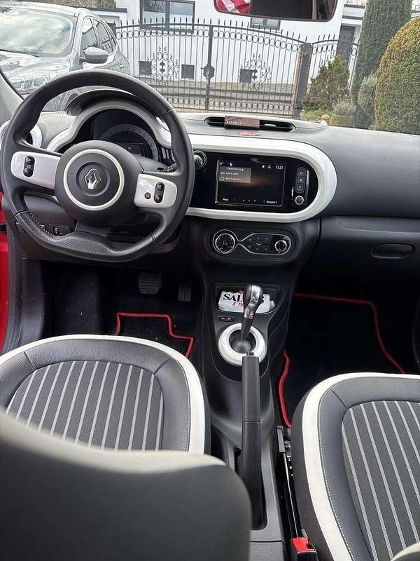 Gebraucht Renault Twingo Intens 60 kW (82 PS) 2021 Rot Kleinwagen