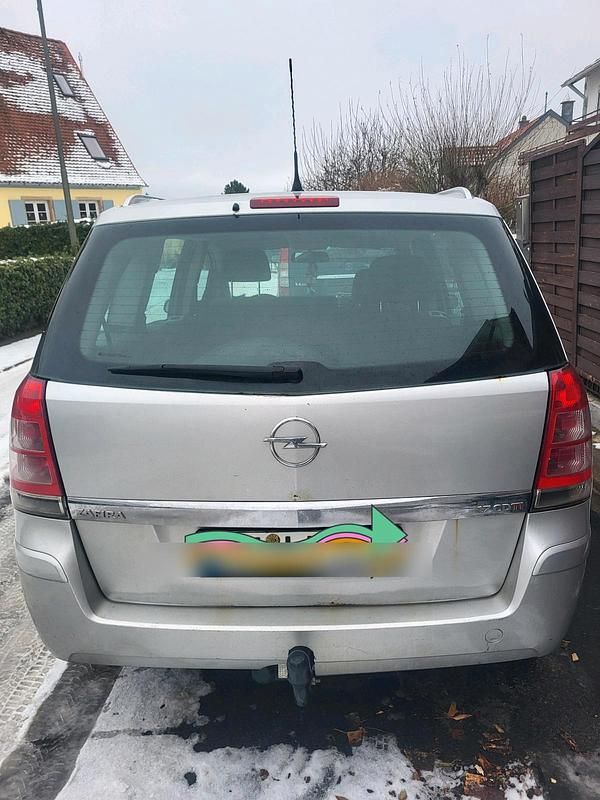 Gebraucht Opel Zafira 125 PS (91 kW) 2009 Silber Van / Kleinbus