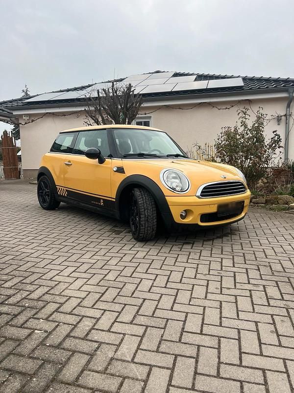 Gebraucht Mini Cooper 90 PS (66 kW) 2007 Gelb Kleinwagen