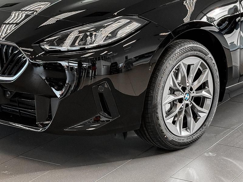 Neu BMW 116 122 PS (89 kW) 2025 Schwarz Kleinwagen