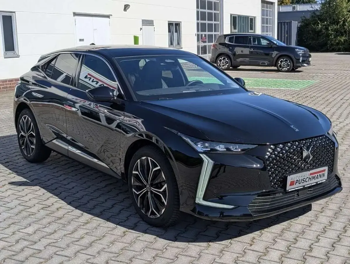 Gebraucht Citroën DS4 PureTech 131 PS (96 kW) 2024 Perla nera schwarz metallic Kleinwagen