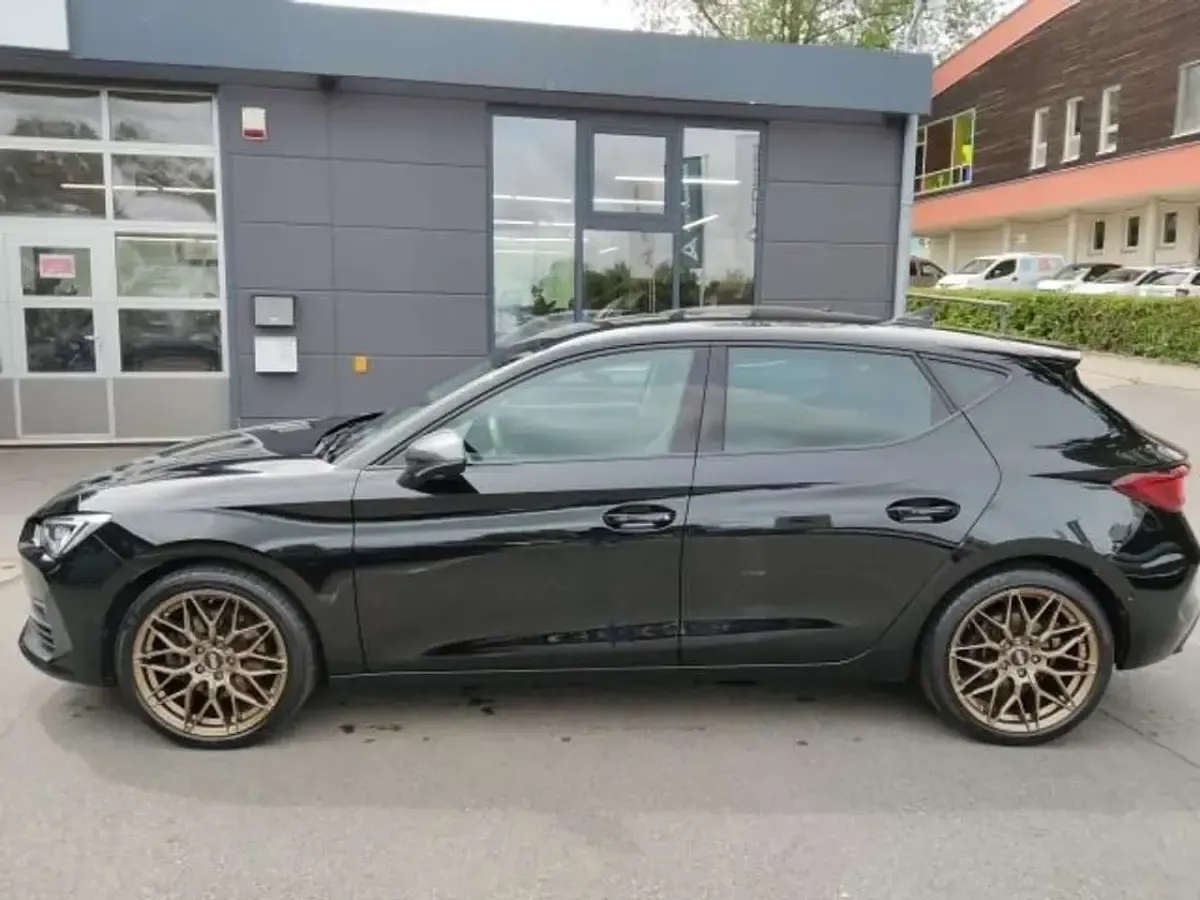 Gebraucht Cupra Leon 190 PS (139 kW) 2023 Schwarz Limousine