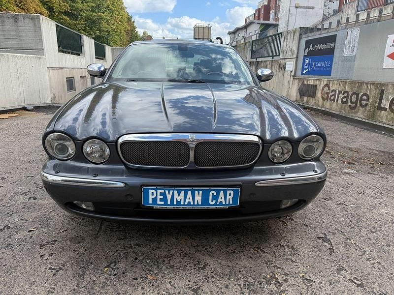 Usata Jaguar XJ 2007 Grigio Berlina