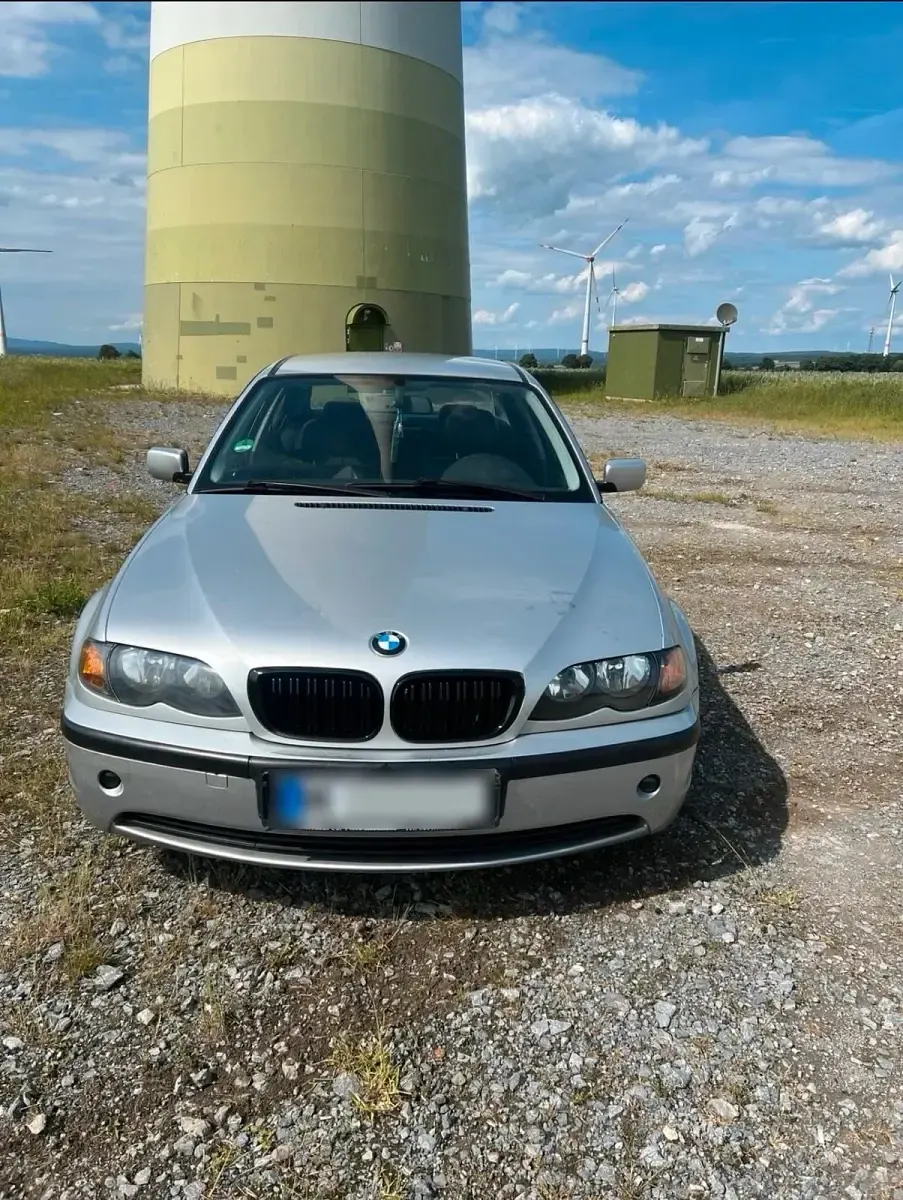 Gebraucht BMW 320 Basis 150 PS (110 kW) 2003 Limousine