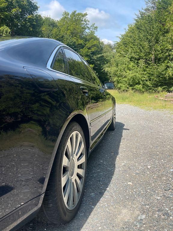 Gebraucht Audi A8 Ambiente 450 PS (330 kW) 2006 Blau Limousine