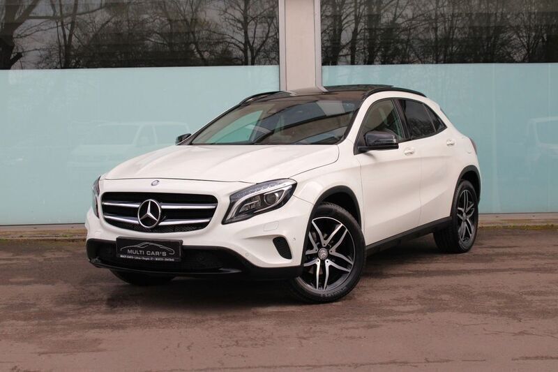 Weiß Gebraucht 2016 Mercedes GLA200 Night SUV | 17.490 € (Fairer Preis) - Bild 1/4