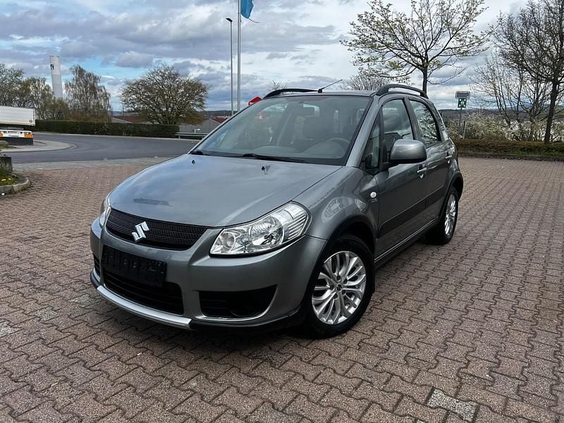 Gebraucht Suzuki SX4 120 PS (88 kW) 2009 Grau SUV