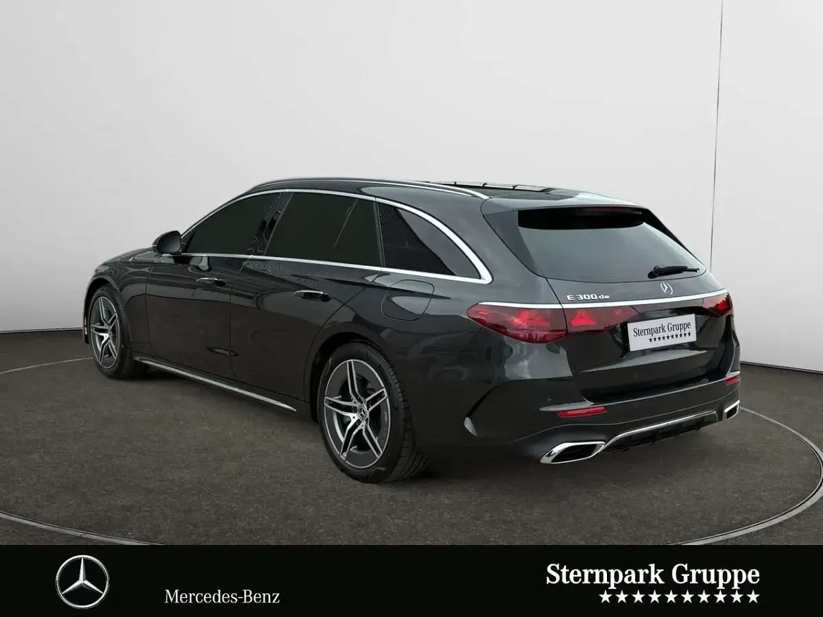 Gebraucht Mercedes E300 AMG 313 PS (230 kW) 2025 Lack graphitgrau Kombi