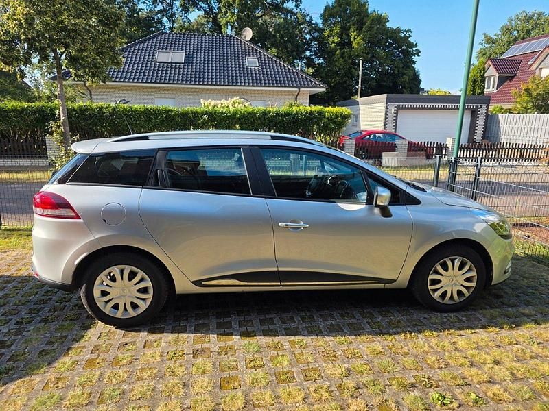 Silber Gebraucht 2020 Renault Clio V Business Kleinwagen | 10.500 € (Guter Preis) - Bild 1/4