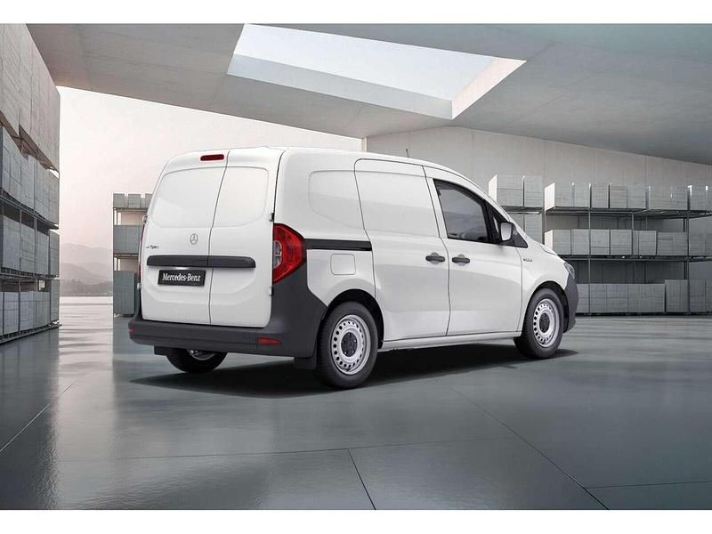 Gebraucht Mercedes eCitan 89 kW (122 PS) 2023 Arktikweiß Van / Kleinbus